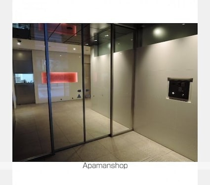 コンフォリア三田ＥＡＳＴ[1K/25.25m2]のエントランス