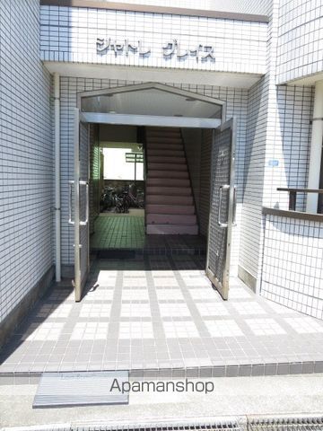 シャトレグレイスの外観写真