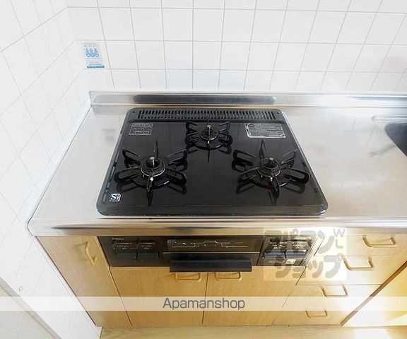 パインフィールド二条城の内装写真