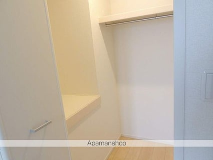 コリーナ木田余Ⅱ[2LDK/58.21m2]の収納