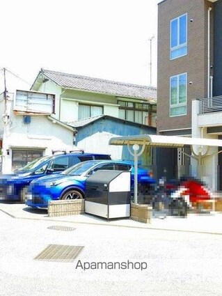 グラシオッソーレ[1LDK/41.3m2]の駐車場2