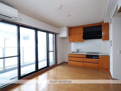 ＲーＣｏｕｒｔ泉[1LDK/37.85m2]のリビング・居間