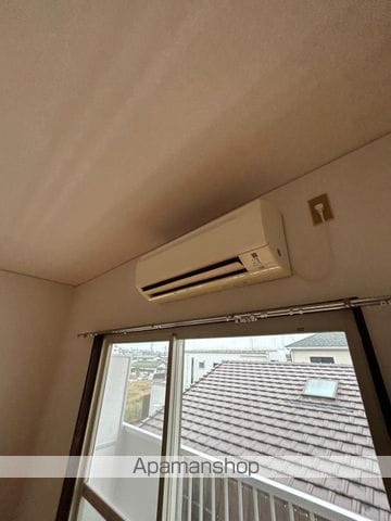 サンシャインハイツAの内装写真