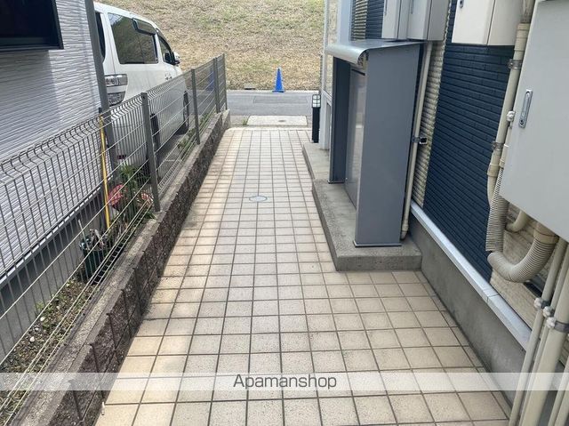 レオネクストエールの玄関写真