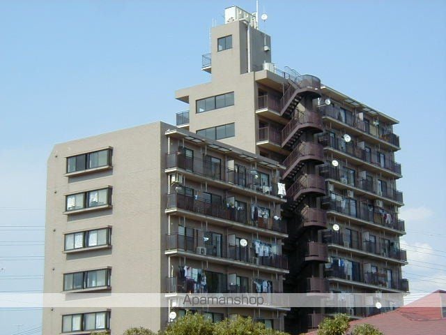 ロアール浜町の外観写真