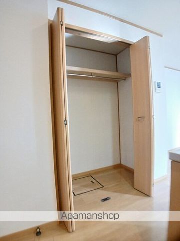 エクレール沖野上の内装写真