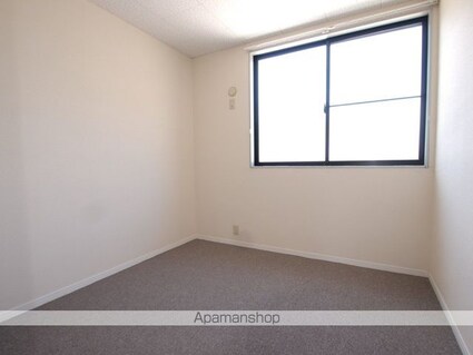 レオパレスルミエール高出[2DK/49.68m2]の内装1