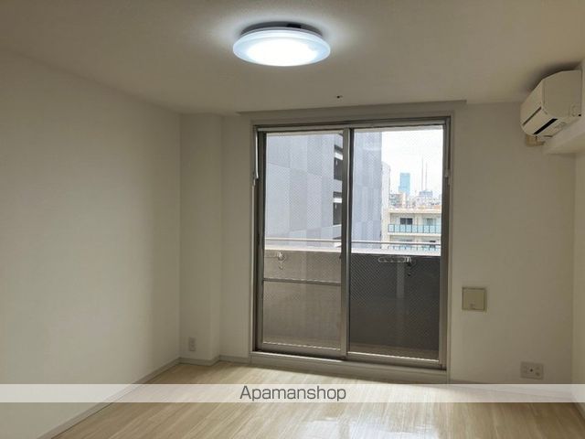 カスタリア堺筋本町の内装写真