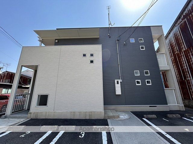 KST13の外観写真