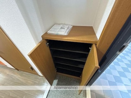 香川県高松市塩上町３丁目[1R/22.23m2]の玄関