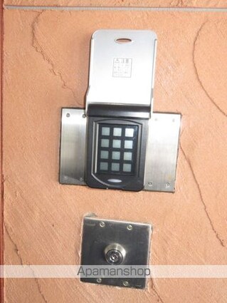 レリーフ・イー[1K/22.8m2]のエントランス