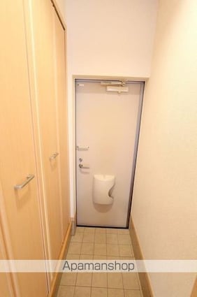 香川県高松市元山町[1K/30.46m2]の玄関
