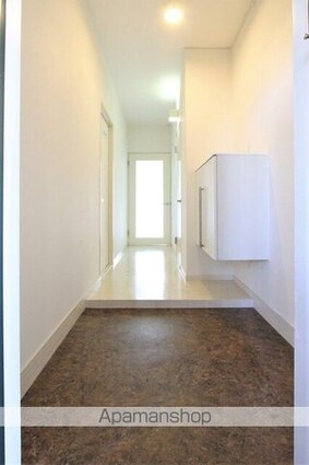 グランシャトレ道後[3LDK/68.04m2]の玄関
