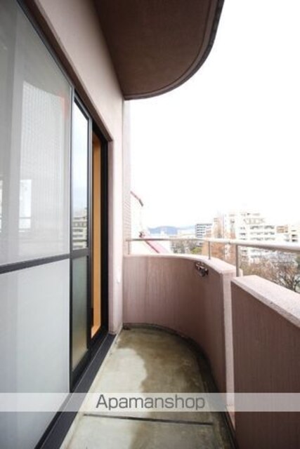 岡山県岡山市北区駅前町２丁目[1K/30.74m2]のバルコニー