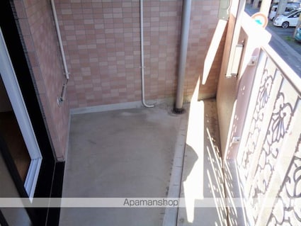 プレシャスクローバー[1R/37.3m2]のバルコニー