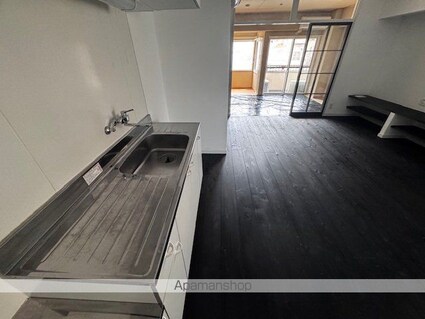 坪井ビル[1SLDK/45m2]の玄関