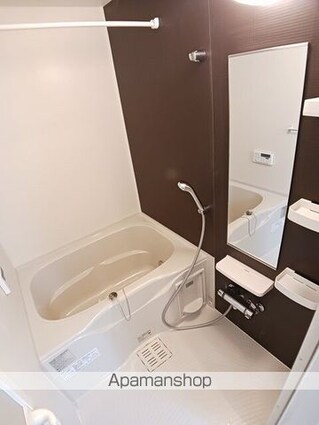 愛媛県新居浜市沢津町２丁目[1R/30m2]のバス