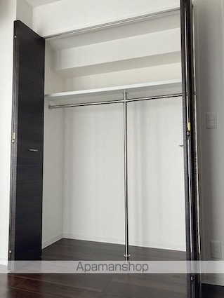 レジディア三軒茶屋Ⅲ[1LDK/30.43m2]の収納