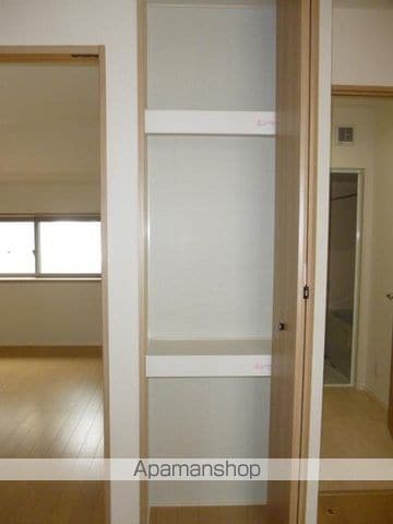 シャルールの内装写真