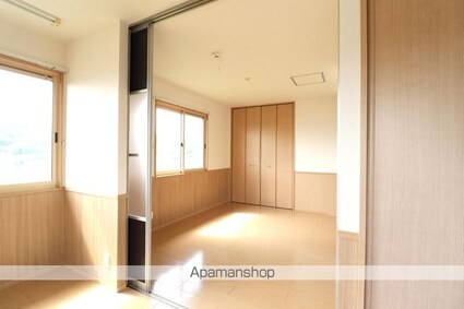プレミアコート[2LDK/66.08m2]の内装