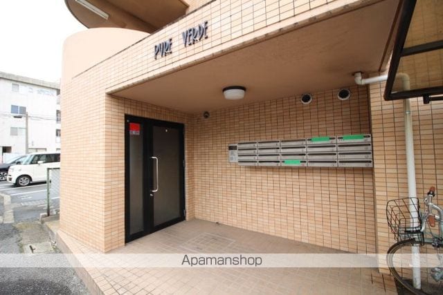 ピュアベルデ奥田本町の玄関写真