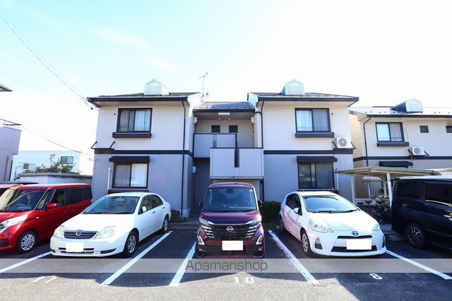 夏梅ビレッジ F棟の外観写真