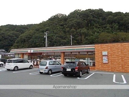 フォレスト　ガーデン　Ｄ[2LDK/58.63m2]の周辺4