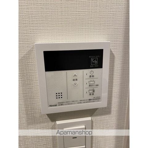 コンフォリア・リヴ千住の内装写真