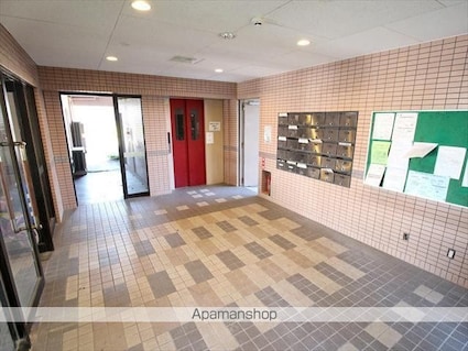 フェニックス山越[3LDK/72m2]のエントランス