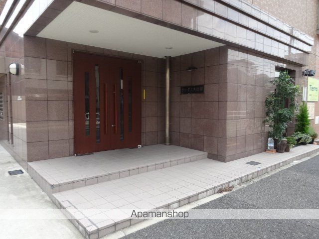 グレイス大曽根の玄関写真