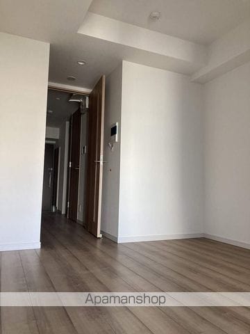 小田急伊勢原駅前マンションの内装写真