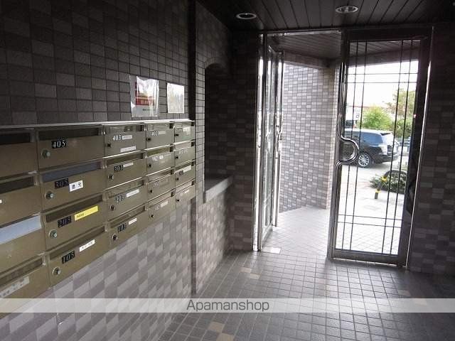 セレーノ園田の玄関写真