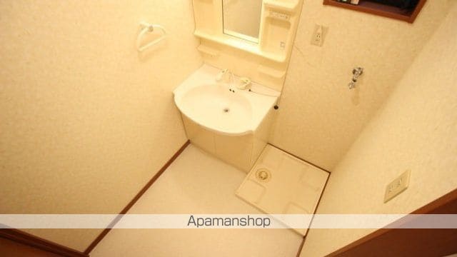 福田町浦田タウンハウスの内装写真