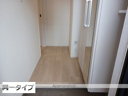 カーサ　アザレア　栗森[1LDK/48.15m2]の玄関