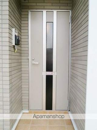 山梨県甲斐市竜王[1R/32.9m2]のエントランス4