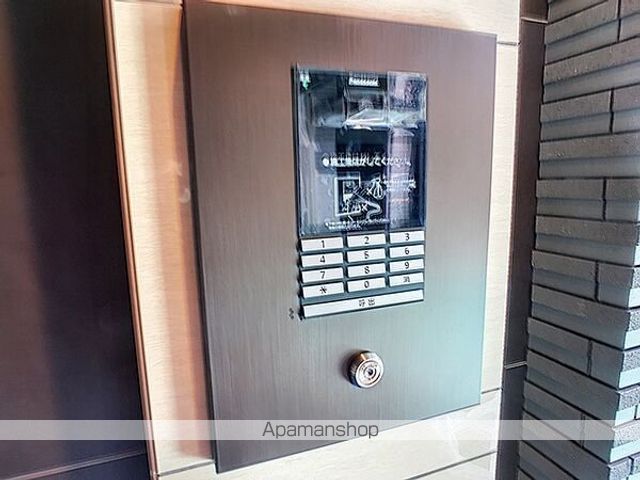 RJRプレシア大橋駅前の玄関写真