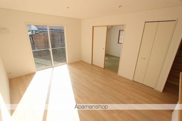 八王子市 2階建 築4年の内装写真