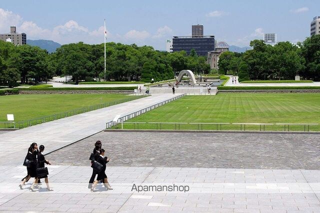 広島県広島市中区吉島西１丁目[2LDK/49m2]の周辺2