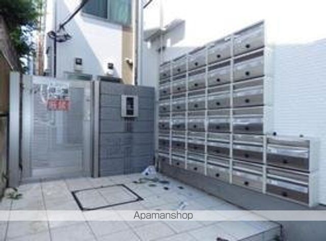 サークルハウス太子堂[1R/10.42m2]のエントランス1