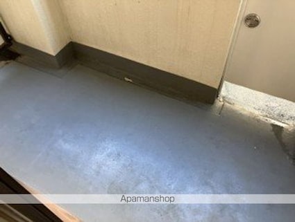 プリュメゾン駒沢[1R/18.46m2]のバルコニー