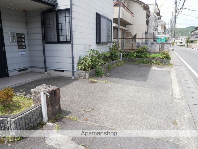 コーポ岩倉の外観写真