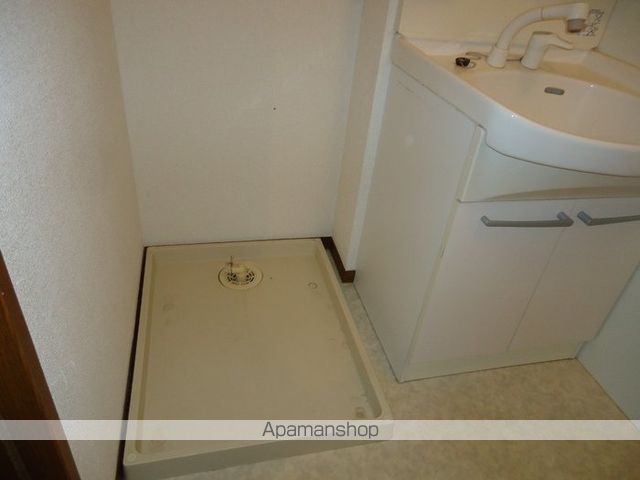 クラウン ヒル Cの内装写真
