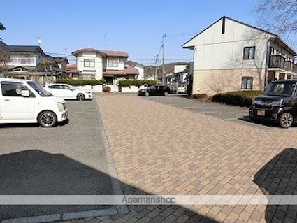 グリーンヒルズＣ[2K/35m2]の駐車場
