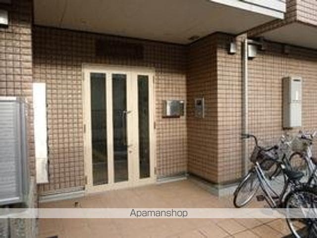 シャレエ千川の玄関写真