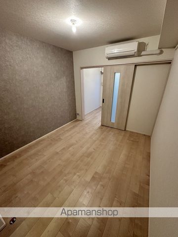 スプランディッドVIIIの内装写真