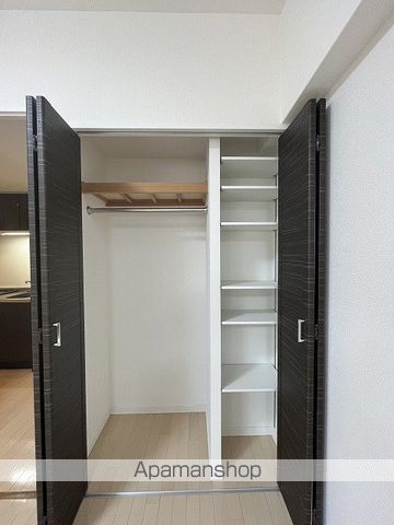 クレアート大手前グランアクシアの内装写真