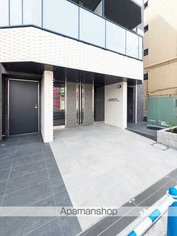 SーRESIDENCE矢口渡AGLITTERの玄関写真