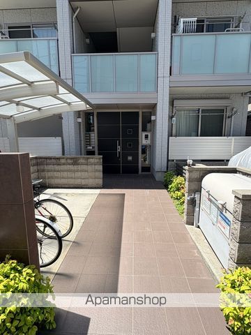 SHAMAISON PREMIASの玄関写真