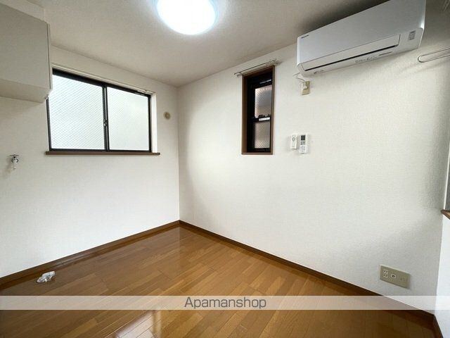 ライフピア東中野[1R/11.28m2]のリビング・居間2
