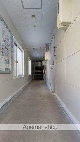 レオパレス富岡の玄関写真
